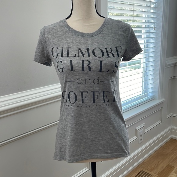 Gray Gilmore Girls T-Shirt - Picture 1 of 3